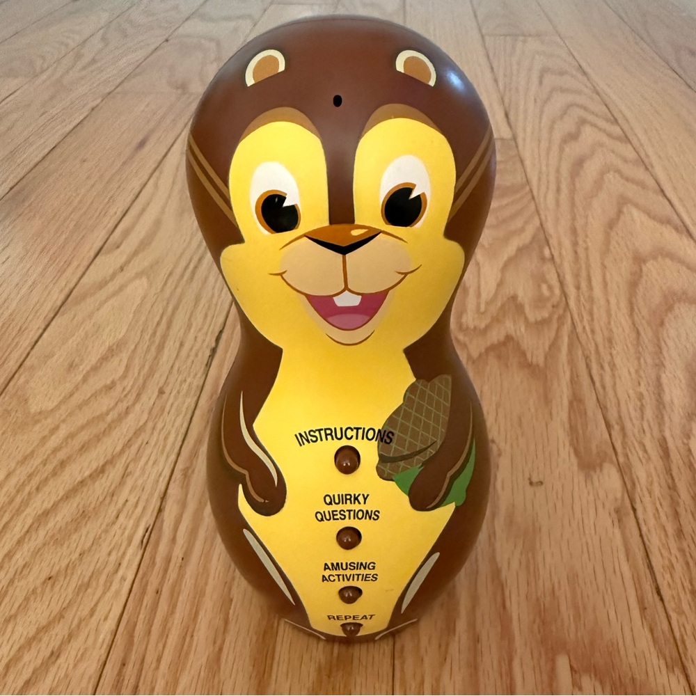Hallmark Chatty Chipmunk Grab-N-Gabs electronic game